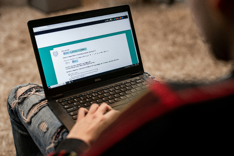 Sodelujte v spletni anketi o prihodnosti digitalnih tehnologij v EU!